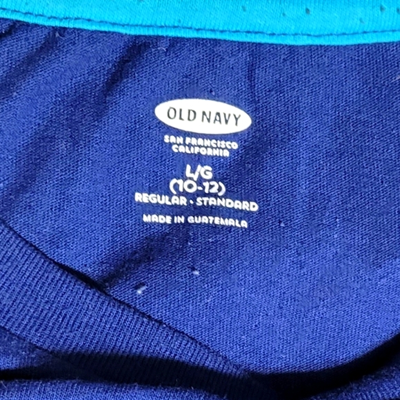 Two Old Navy Childrens T-Shirts - Picture 5 of 6